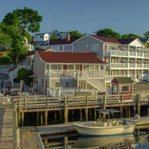 Hotels near Maine State Music Theatre - Tugboat Inn