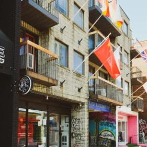 Hotels near The Axis Club Toronto - Kensington College Backpackers