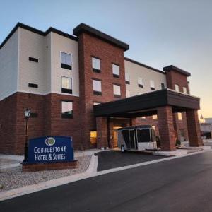 Cobblestone Hotel & Suites - De Pere