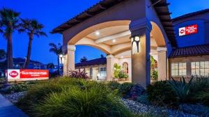 Best Western Plus Capitola By-the-Sea Inn & Suites, Santa Cruz