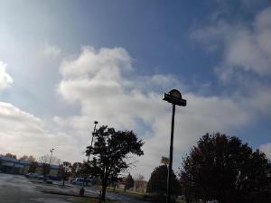Days Inn & Suites by Wyndham Merrillville, Merrillville