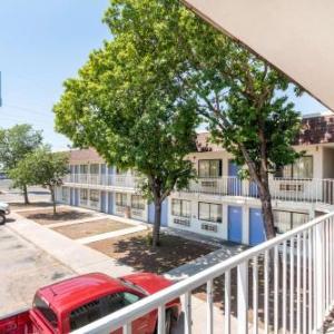 Del Rio Civic Center Hotels - Motel 6-Del Rio TX