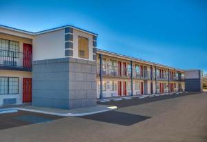 Days Inn by Wyndham Waco, Waco