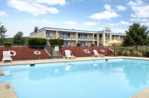 Days Inn by Wyndham Staunton, Staunton