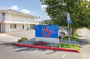 Motel 6-Tacoma, WA - South, Tacoma