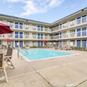 Motel 6-Rolling Meadows IL - Chicago Northwest