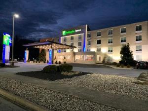 Holiday Inn Express - Allentown North, an IHG Hotel, Allentown
