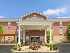 Hawthorn Suites by Wyndham Cincinnati/Sharonville, Cincinnati