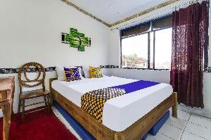 SPOT ON 91108 Sare Ngebluk Residence, Puncak