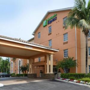 Holiday Inn Express Hotel & Suites Bonita Springs