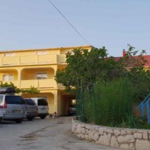 Apartment Lopar 1