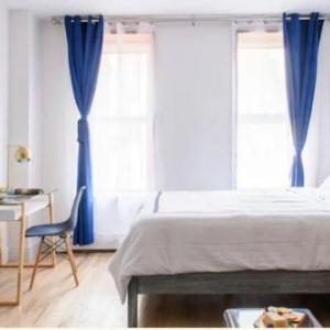 1597-14 New Renovated Studio rime UES - W D