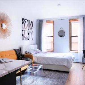 1597-1 Large studio W D in the unit prime UES