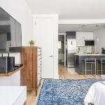 1597-7 Luxury Upper East Studio W&D in unit New York City