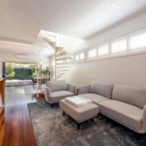 Renovated 3 Bedroom Family Home in Richmond