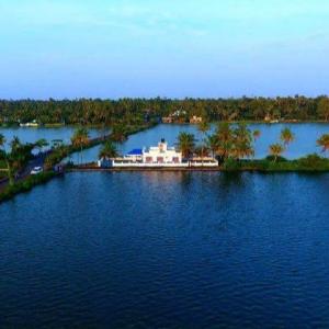Island Feel Homestay In Cherai