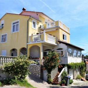 Apartments and rooms with parking space Lopar Rab - 19238