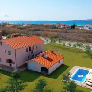 Apartment in Privlaka with sea view balcony air conditioning WiFi 3598-2
