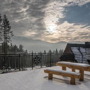 Komfortowe Apartamenty Hidden Hill z Widokiem by Noclegi Renters