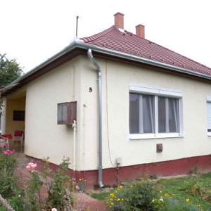 Holiday home Balatonbereny/Balaton 18111