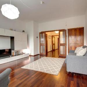 Lungarno Apartment by Mamo Florence