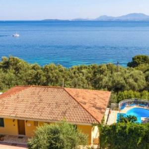 Villa Xenia by Villa Plus