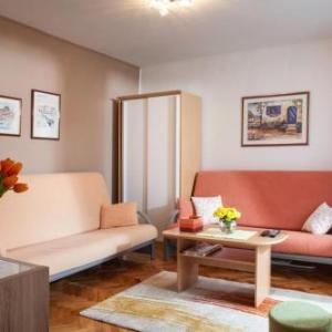 Apartment Orange Oasis
