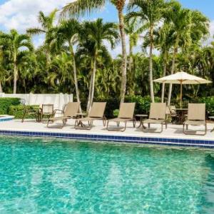 Olde Marco Inn & Suites