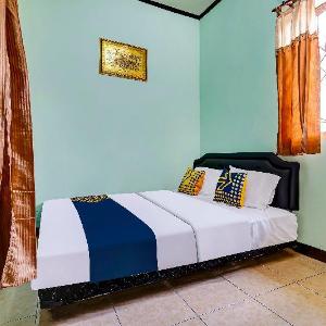 SPOT ON 91159 Kost Putrana Syariah
