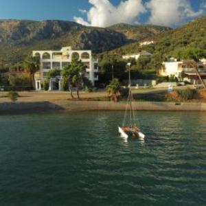 Antikyra Beach Hotel