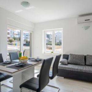 Novalja WEST Residence