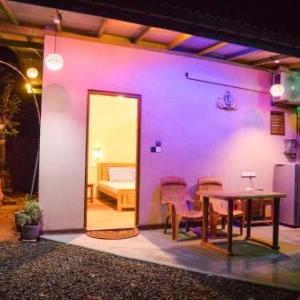 Red Eyes Cottage-Hikkaduwa