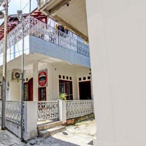 Hotel O White House Syariah