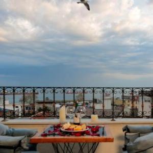 Nova City Hotel