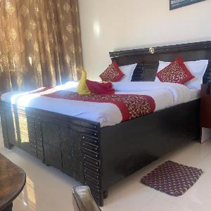 GingerGrass Hotel