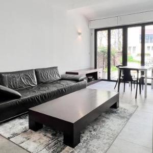 Miklat Private Patio Near Old City By Feelhome