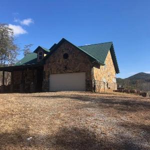 3BR Cabin • Fireplace • Views • Adventure Included