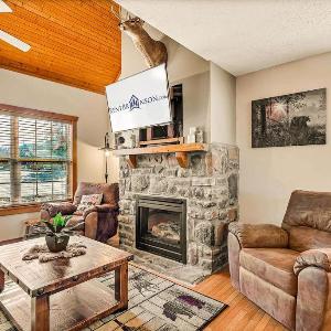 Bear Cabin Getaway