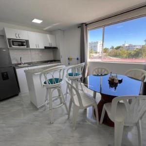Liliana Prado Edificio Bailey Boat Apt 303
