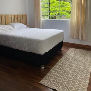 Casaroma Hostels