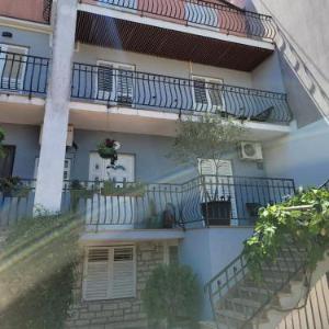 Apartments with parking space Rovinj - 19655