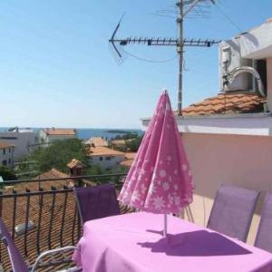 Apartments with parking space Rovinj - 20554