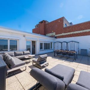 Beautiful penthouse with phenomenal sea view