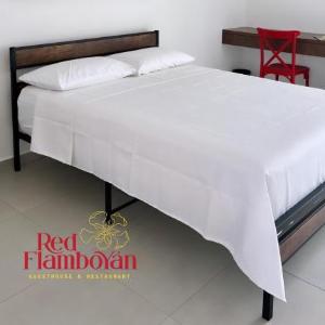 Red Flamboyan Guesthouse and Restaurant
