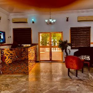E-Gold Luxury Hotel