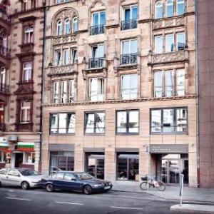 Five Elements Hostel and Capsules Frankfurt