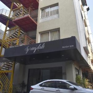 HOTEL SPRINGDALE SUITES