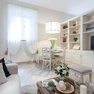 Casa Mirella central smart GROUND FLOOR apartment inside Lucca