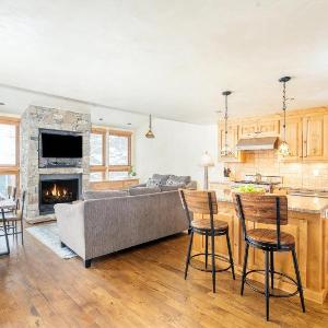 Telluride Lodge 326