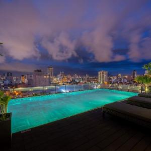 LEGEND Boutique Hotel